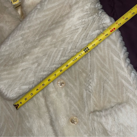 ᪥ Vintage Lilyan’s Philadelphia Sportowne Fur Coat ᪥ - Picture 9 of 12